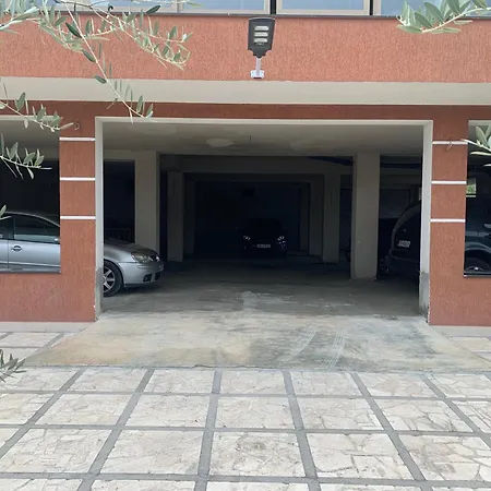 Twin Tirana
